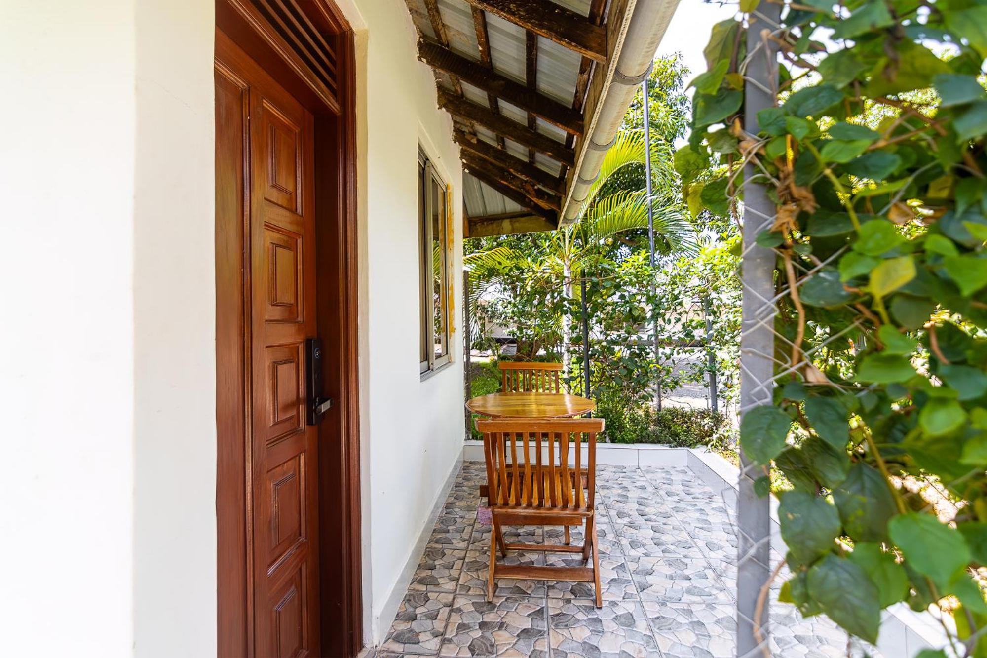 Harry'S Kisumu Oasis Aparthotel ภายนอก รูปภาพ