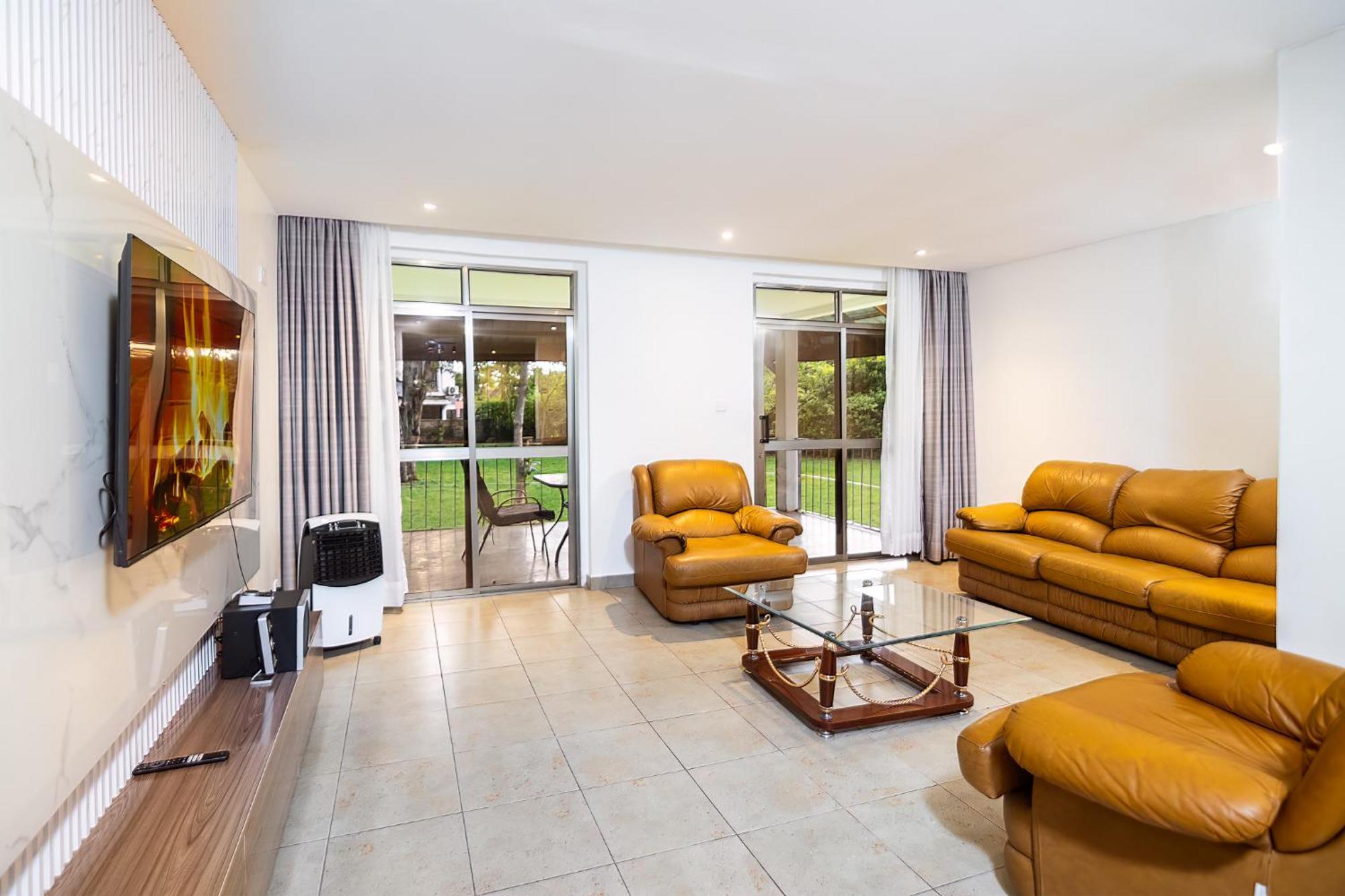 Harry'S Kisumu Oasis Aparthotel ภายนอก รูปภาพ