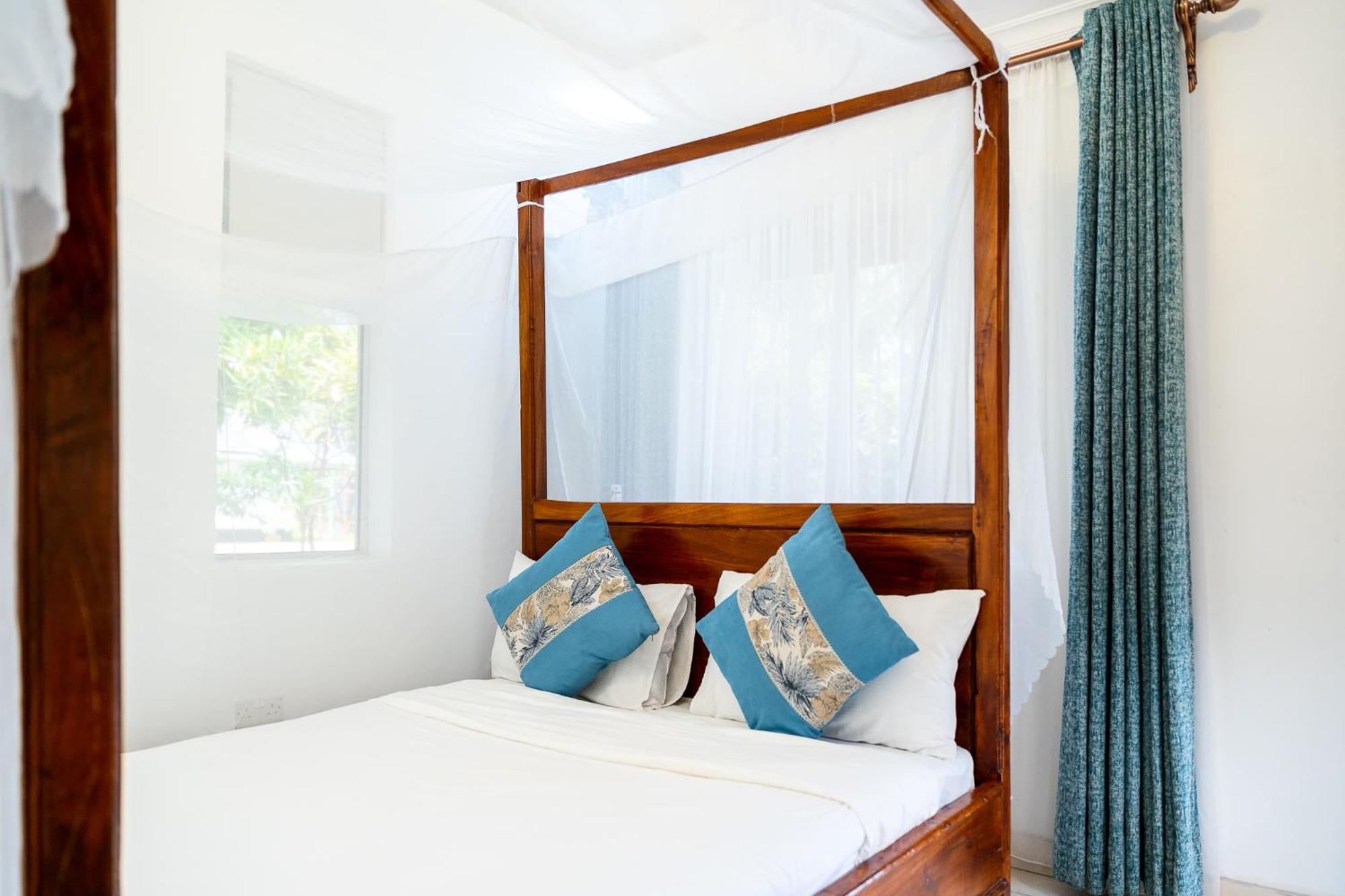 Harry'S Kisumu Oasis Aparthotel ภายนอก รูปภาพ