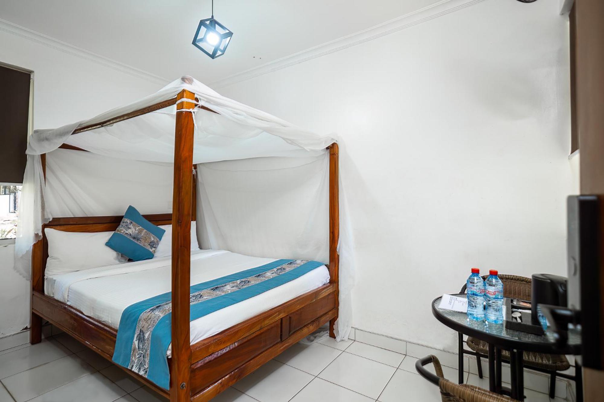 Harry'S Kisumu Oasis Aparthotel ภายนอก รูปภาพ